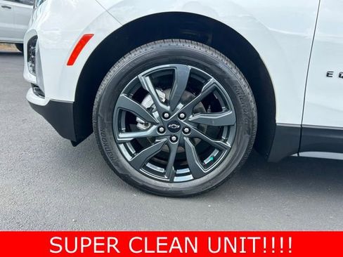 Used 2022 Chevrolet Equinox RS w/ RS Leather Package image 9