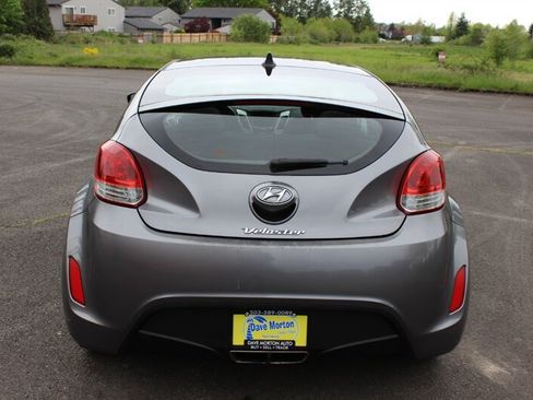 Used 2012 Hyundai Veloster FWD image 8