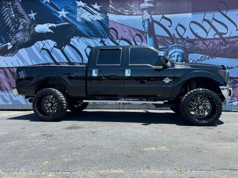 Used 2011 Ford F250 XLT AWD/4WD image 1