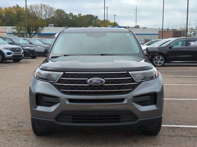 Certified 2023 Ford Explorer XLT AWD/4WD image 2