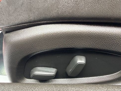 Used 2022 Chevrolet Camaro ZL1 RWD image 21