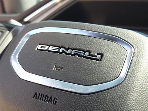 Used 2024 GMC Sierra 1500 Denali w/ Technology Package image 22