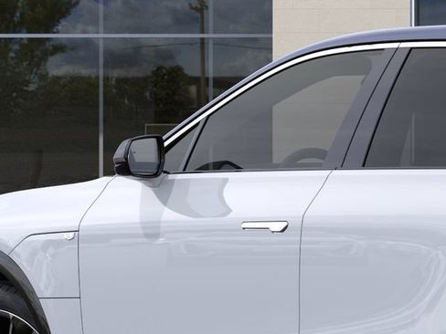 New 2026 Cadillac Lyriq Signature Luxury w/ Nappa Leather Package RWD image 12