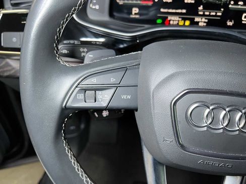 Used 2022 Audi Q8 Premium Plus w/ Premium Plus Package image 26