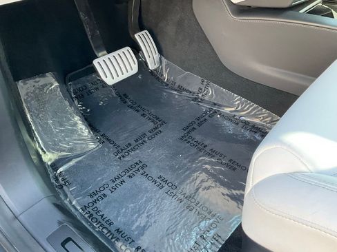 Used 2019 Tesla Model X Performance image 20