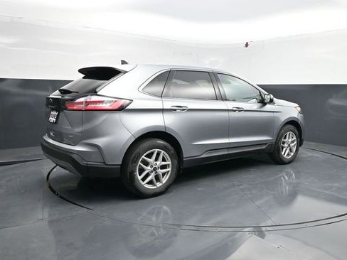 Used 2024 Ford Edge SEL AWD/4WD image 9