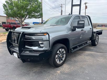 Used 2024 Chevrolet Silverado 2500 Custom w/ Custom Value Package