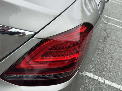 Used 2019 Mercedes-Benz C 300 Sedan image 14