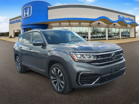 Used 2021 Volkswagen Atlas SEL R-Line image 2