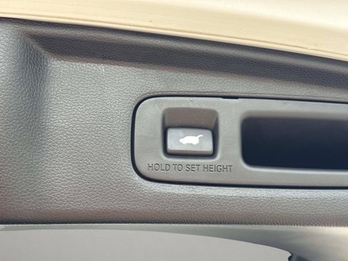 Used 2024 Honda CR-V Sport Touring image 10