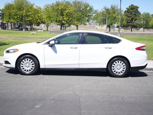 Used 2013 Ford Fusion S FWD image 3