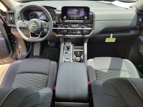 New 2025 Nissan Pathfinder SV w/ Cargo Package image 7