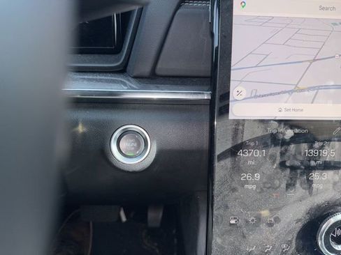 Used 2025 GMC Terrain Elevation image 41