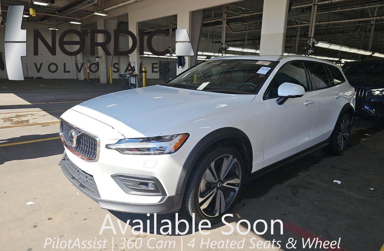 Used 2025 Volvo V60 B5 Cross Country Plus AWD/4WD image 1