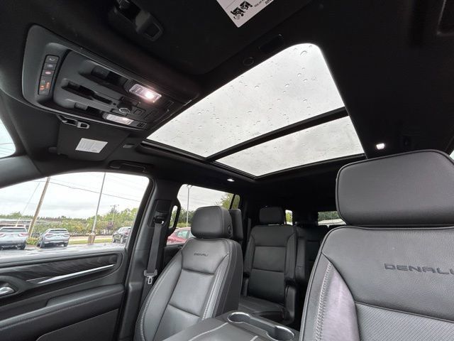 Certified 2023 GMC Yukon XL Denali w/ Advanced Technology Package AWD/4WD image 44