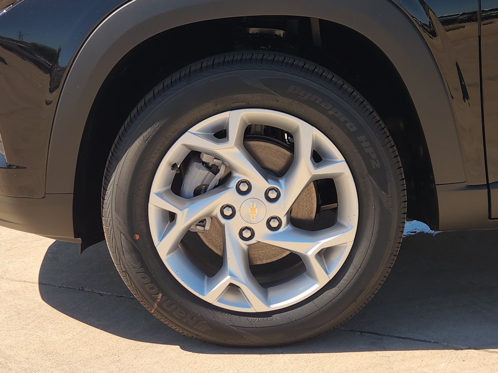 New 2026 Chevrolet Trax LS w/ LS Convenience Package FWD image 12
