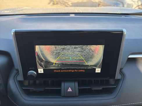 Used 2025 Toyota RAV4 LE image 17