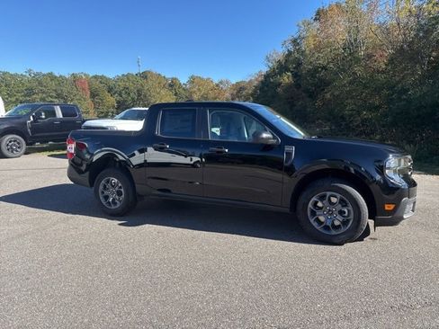 New 2025 Ford Maverick XLT w/ 4K Tow Package image 3