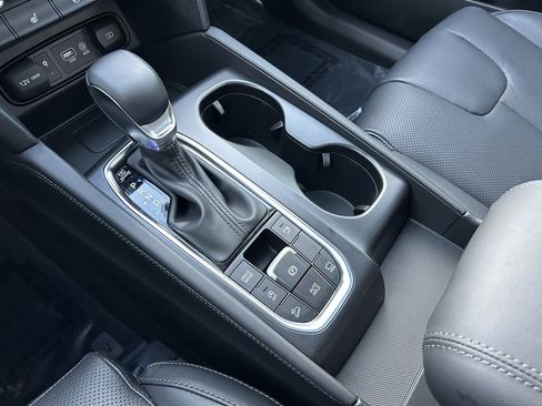 Used 2020 Hyundai Santa Fe Limited w/ Cargo Package image 20