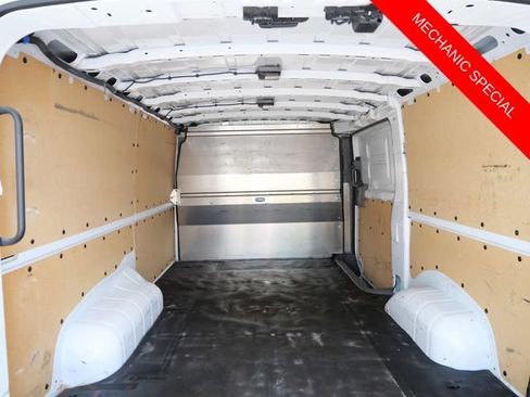 Used 2018 Nissan NV 3500 SV w/ Navigation Package RWD image 12