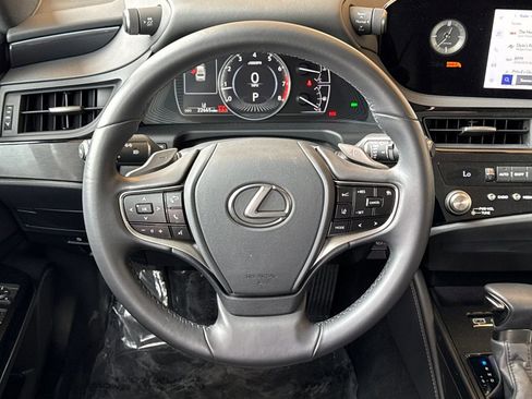 Certified 2025 Lexus ES 350 w/ Accessory Package (Z1) FWD image 16