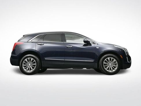 Used 2017 Cadillac XT5 Luxury w/ Driver Awareness Package AWD/4WD image 30