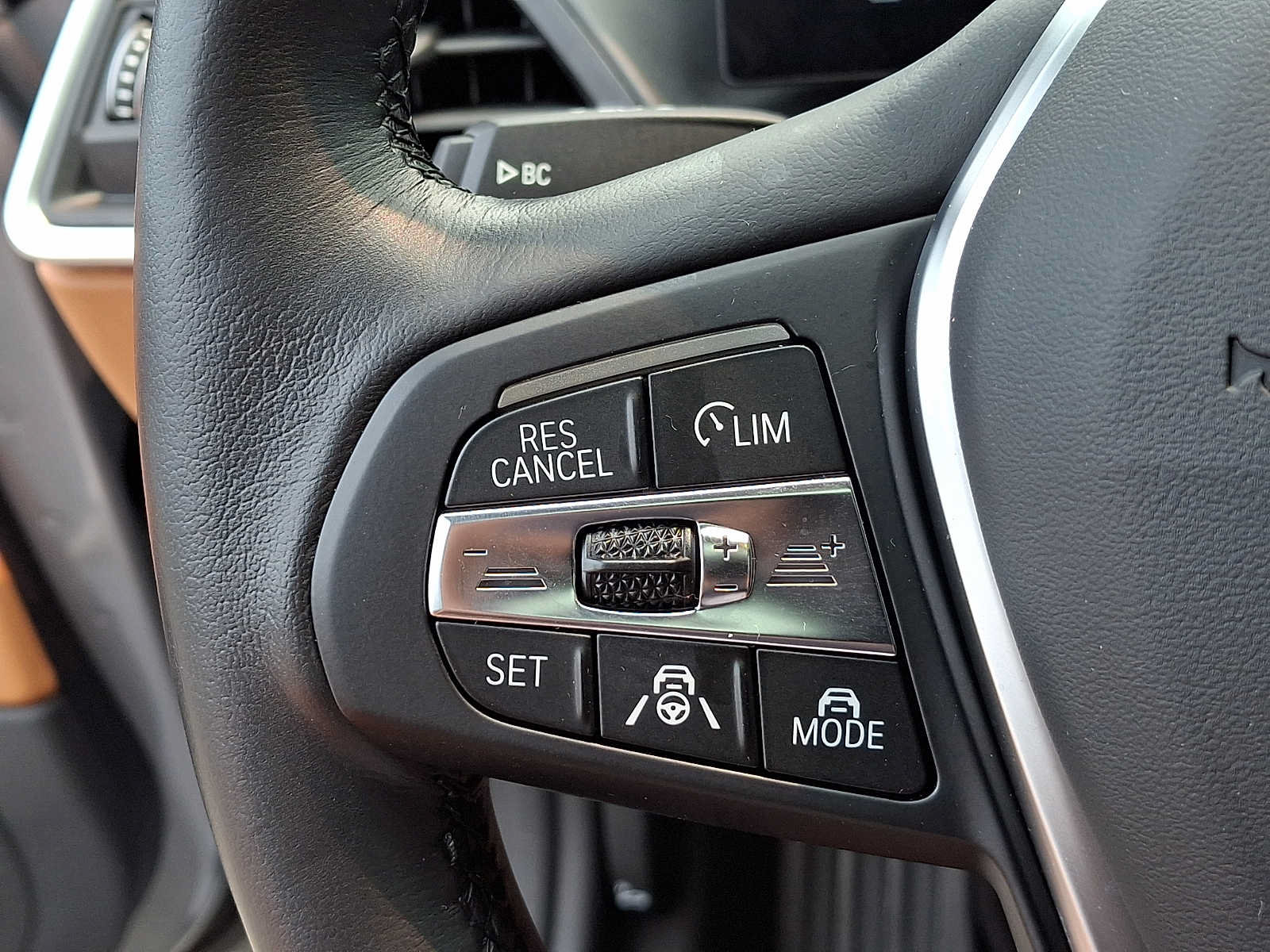 Used 2024 BMW i4 eDrive40 w/ Premium Package RWD image 21