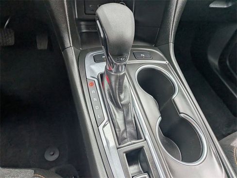 Used 2022 Chevrolet Equinox LT image 16