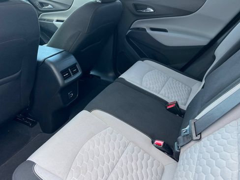 Used 2021 Chevrolet Equinox LS w/ LPO, Blackout Package AWD/4WD image 9
