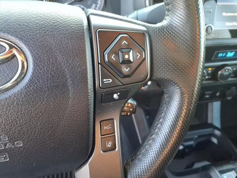 Used 2021 Toyota Tacoma TRD Sport image 30