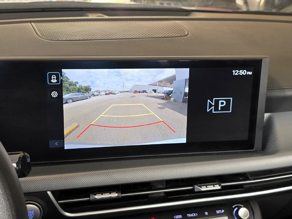 Used 2025 Hyundai Sonata SEL FWD image 9