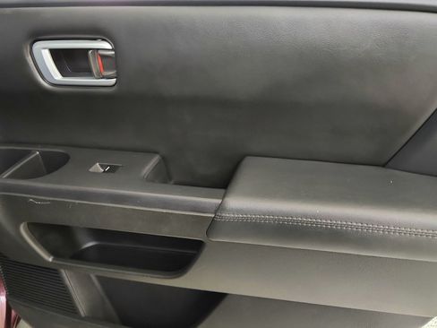 Used 2011 Honda Pilot EX-L image 32