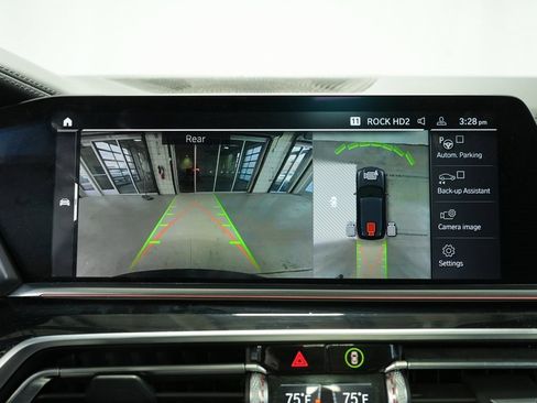 Used 2019 BMW X5 xDrive50i w/ M Sport Package image 32