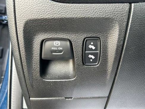 Used 2022 RAM 1500 Big Horn AWD/4WD image 21