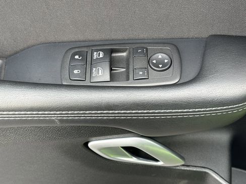 Used 2023 Dodge Challenger SXT w/ Blacktop Package image 13