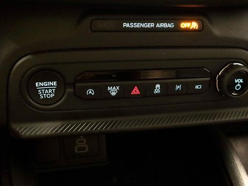 Certified 2025 Ford Bronco Sport Outer Banks w/ Outer Banks Tech Package+ image 31