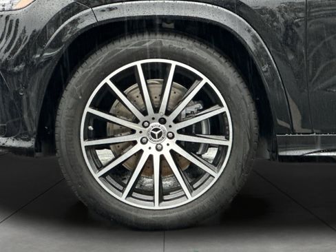 New 2026 Mercedes-Benz GLS 450 4MATIC image 5
