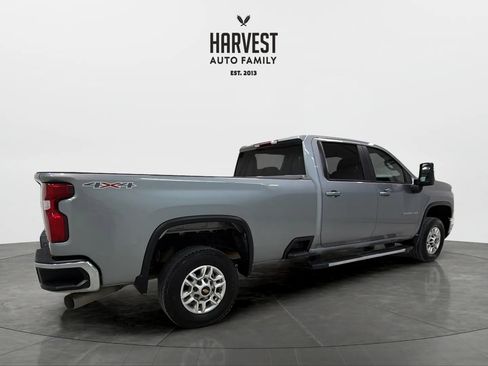 Used 2025 Chevrolet Silverado 2500 LT w/ Convenience Package AWD/4WD image 7
