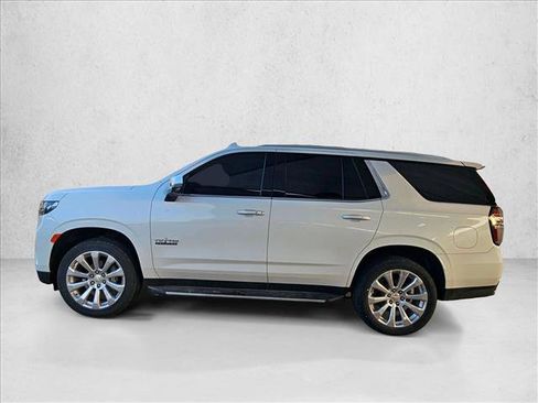 Used 2021 Chevrolet Tahoe Premier w/ Premium Package RWD image 9
