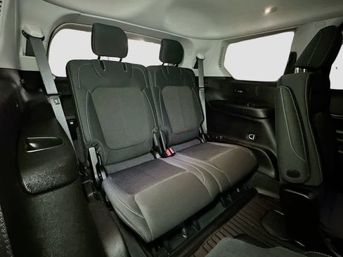 Used 2023 Jeep Grand Cherokee L Laredo w/ Luxury Tech Group I AWD/4WD image 35