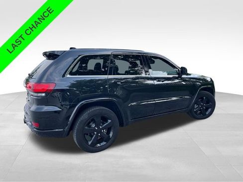 Used 2015 Jeep Grand Cherokee Altitude AWD/4WD image 5