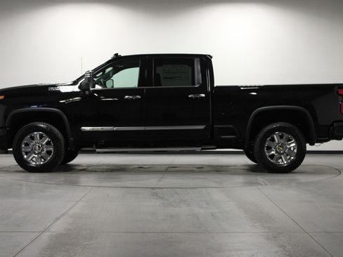 New 2026 Chevrolet Silverado 2500 High Country w/ Technology Package image 7