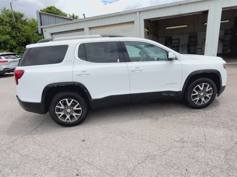 Used 2023 GMC Acadia SLE w/ Driver Convenience Package image 9