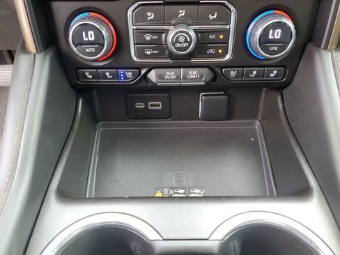 Used 2023 Chevrolet Tahoe High Country AWD/4WD image 34