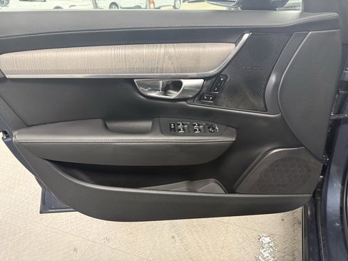 Used 2023 Volvo S90 B6 Ultimate w/ Protection Package Premier image 8