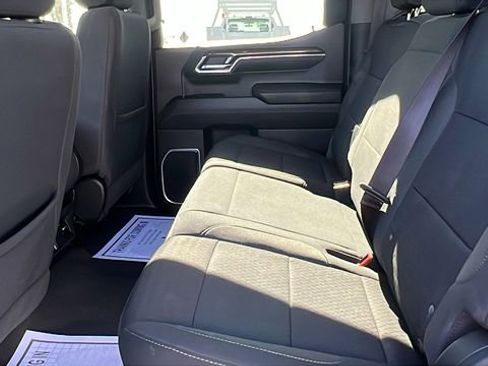 Used 2023 GMC Sierra 1500 SLE image 21