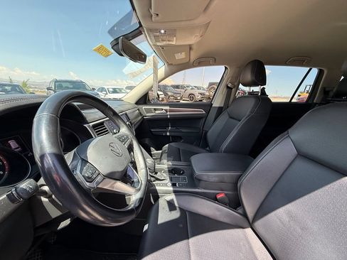 Used 2021 Volkswagen Atlas SE w/ Towing Package FWD image 11
