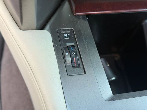 Used 2012 Lexus GX 460 Premium w/ Comfort Plus Pkg image 22