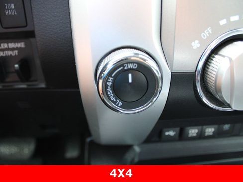 Used 2021 Toyota Tundra SR5 w/ SR5 Leather Package AWD/4WD image 25