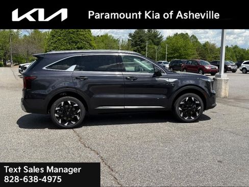 New 2025 Kia Sorento EX w/ Panoramic Sunroof Package image 6